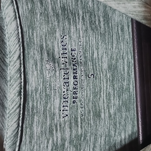 Vineyard Vines Men's T-Shirt  Size small - Picture 4 of 7